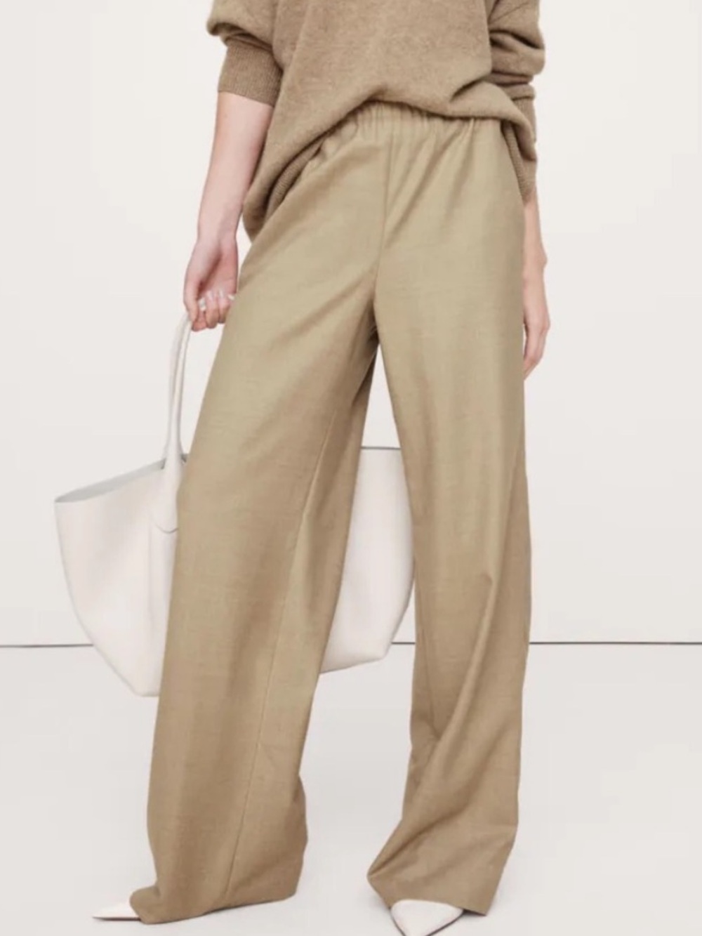 Banana Republic Beige Tan Wide Leg Wool Flannel Pant Neutral Normcore Large